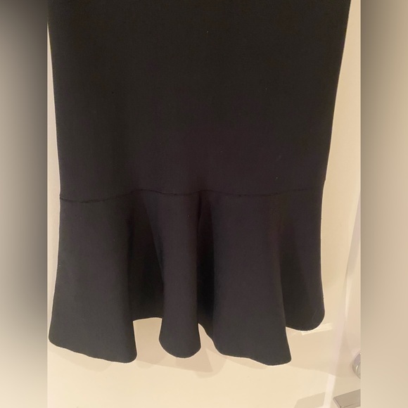 Stretch peplum dress - Picture 3 of 4